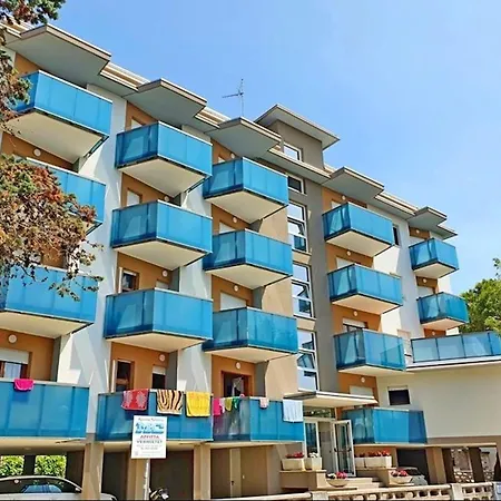 Bright Flat Close To Promenade * 비비오네