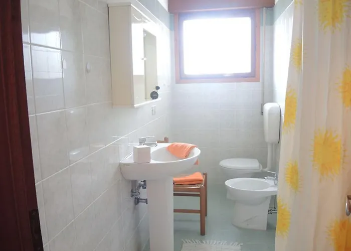 Bright Flat Close To Promenade Daire *